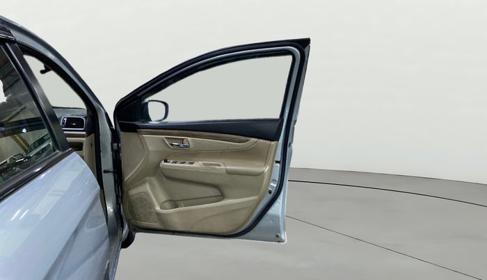 2023 Maruti Ciaz DELTA 1.5 SHVS MT PETROL, Petrol, Manual, 46,620 km, RHS Front Door