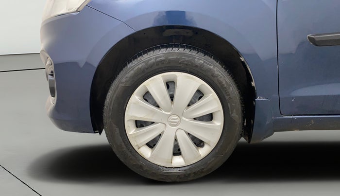 2015 Maruti Ertiga VXI CNG, CNG, Manual, 1,34,238 km, Left Front Wheel
