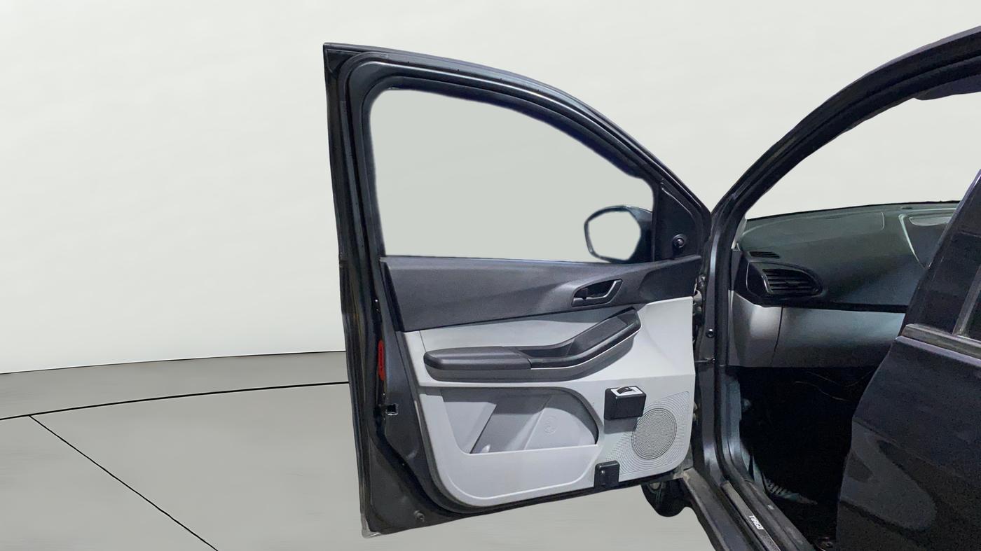 2021 Tata Tiago XE PETROL, Petrol, Manual, 37,330 km, LHS Front Door