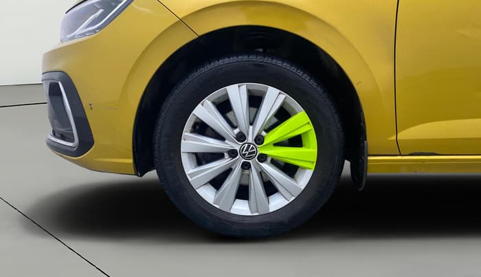 2022 Volkswagen VIRTUS HIGHLINE TSI 1.0 AT, Petrol, Automatic, 29,484 km, Left Front Wheel