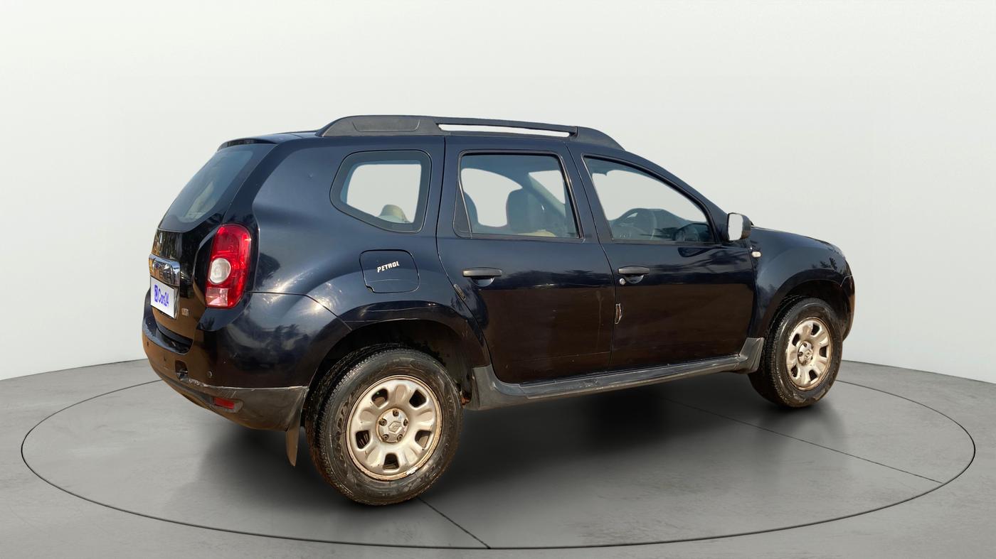 2014 Renault Duster RXE PETROL, Petrol, Manual, 1,47,587 km, Right Back Diagonal