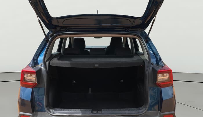 2025 Skoda Kylaq Signature, Petrol, Manual, 10,030 km, Boot Open Zoomed View