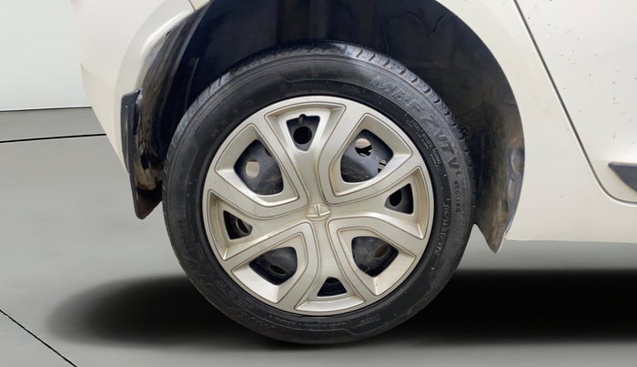 2020 Tata ALTROZ XT PETROL, Petrol, Manual, 53,590 km, Right Rear Wheel