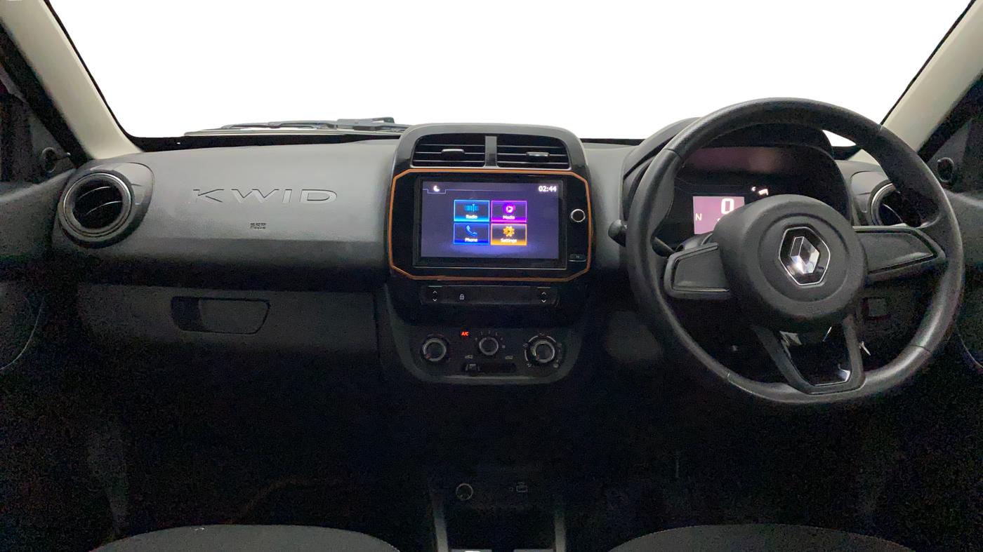 2021 Renault Kwid CLIMBER 1.0 AMT (O) DUAL TONE, Petrol, Automatic, 54,185 km, Dashboard