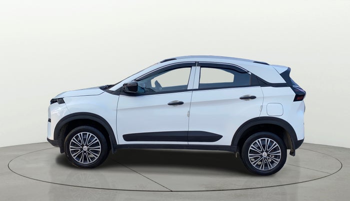 2025 Tata NEXON Smart + 1.5, Diesel, Manual, 17,789 km, Left Side