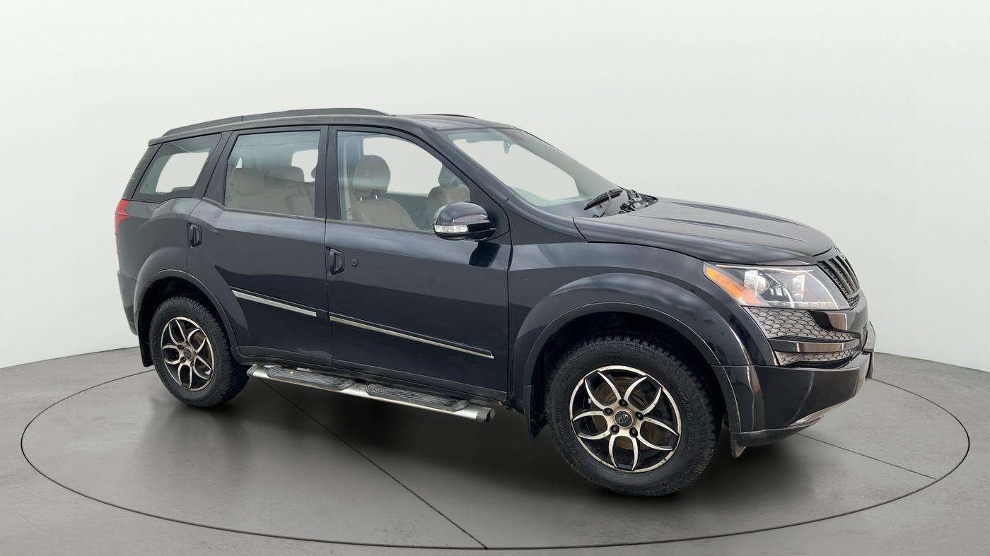 2013 Mahindra XUV500 W6, Diesel, Manual, 77,330 km, Right Front Diagonal