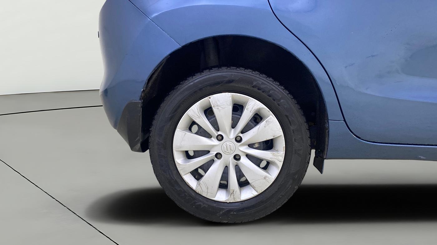 2017 Maruti Baleno DELTA PETROL 1.2, Petrol, Manual, 35,574 km, Right Rear Wheel