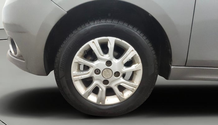 2018 Tata Tiago XZ PETROL, Petrol, Manual, 65,485 km, Left Front Wheel