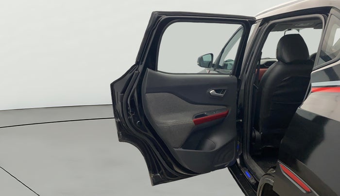 2023 Nissan MAGNITE XV RED EDITION, Petrol, Manual, 12,568 km, LHS Rear Door