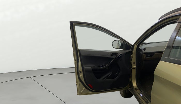 2022 Tata NEXON XZA PLUS (PREMIUM) KAZIRANGA PETROL, Petrol, Automatic, 32,262 km, LHS Front Door