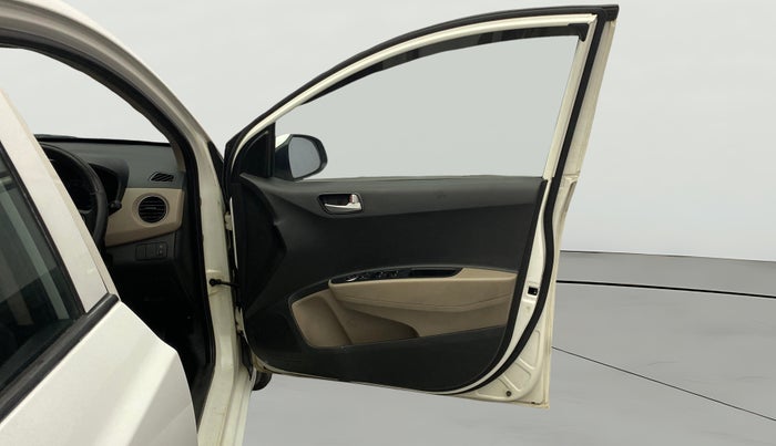 2017 Hyundai Grand i10 SPORTZ 1.2 KAPPA VTVT, Petrol, Manual, 53,936 km, RHS Front Door