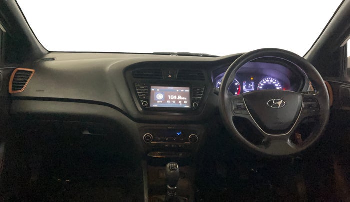 2017 Hyundai Elite i20 ASTA 1.2 DUAL TONE, Petrol, Manual, 53,717 km, Dashboard