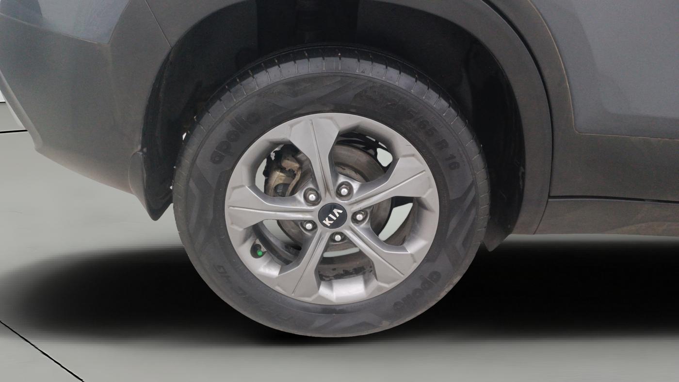 2020 KIA SELTOS HTK PLUS 1.5 DIESEL, Diesel, Manual, 1,14,663 km, Right Rear Wheel