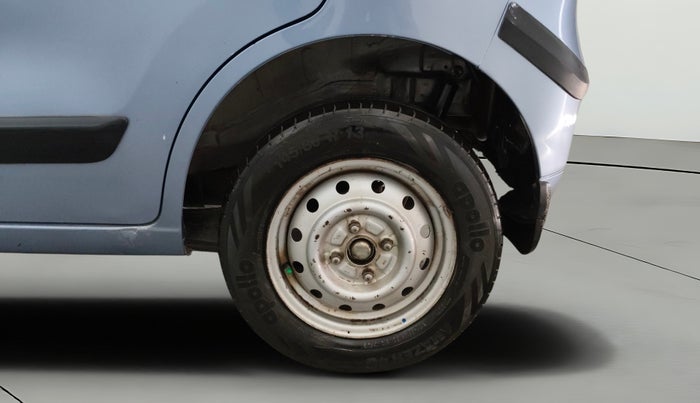 2013 Maruti Wagon R 1.0 LXI, Petrol, Manual, 93,879 km, Left Rear Wheel