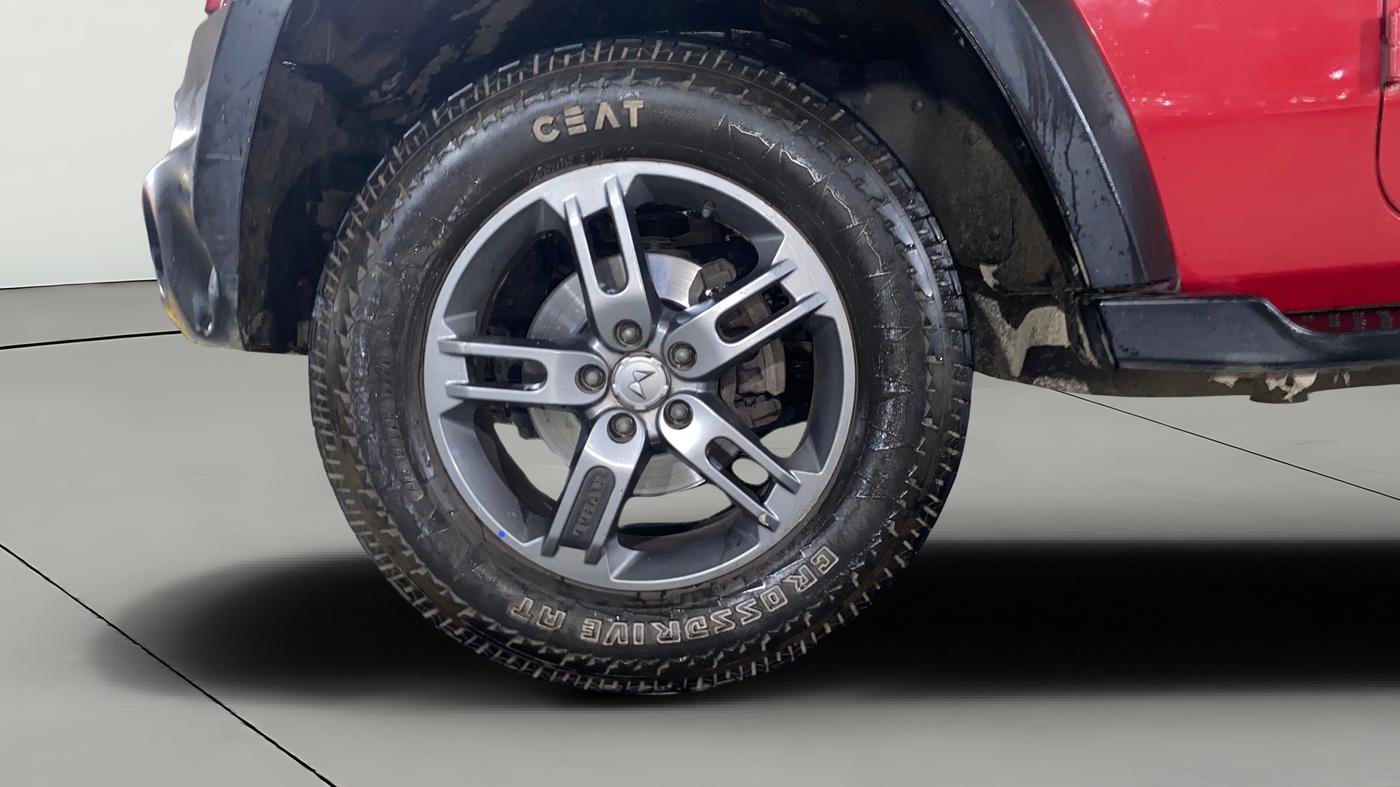 2023 Mahindra Thar LX PETROL HT 4WD AT, Petrol, Automatic, 8,873 km, Left Front Wheel