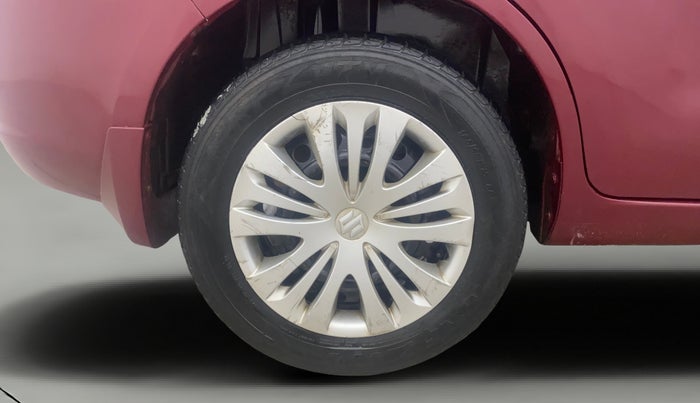 2012 Maruti Ertiga ZDI, Diesel, Manual, 90,743 km, Right Rear Wheel