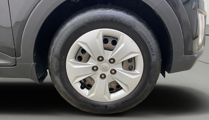 2015 Hyundai Creta S 1.6 PETROL, Petrol, Manual, 68,195 km, Right Front Wheel