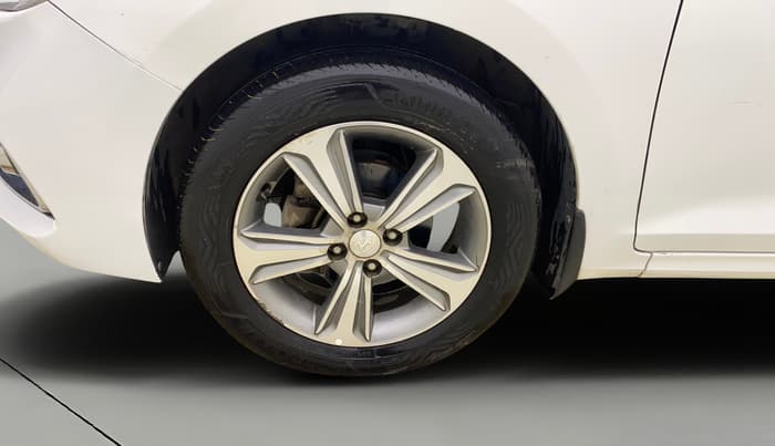 2018 Hyundai Verna 1.6 VTVT SX (O) AT, Petrol, Automatic, 69,160 km, Left Front Wheel