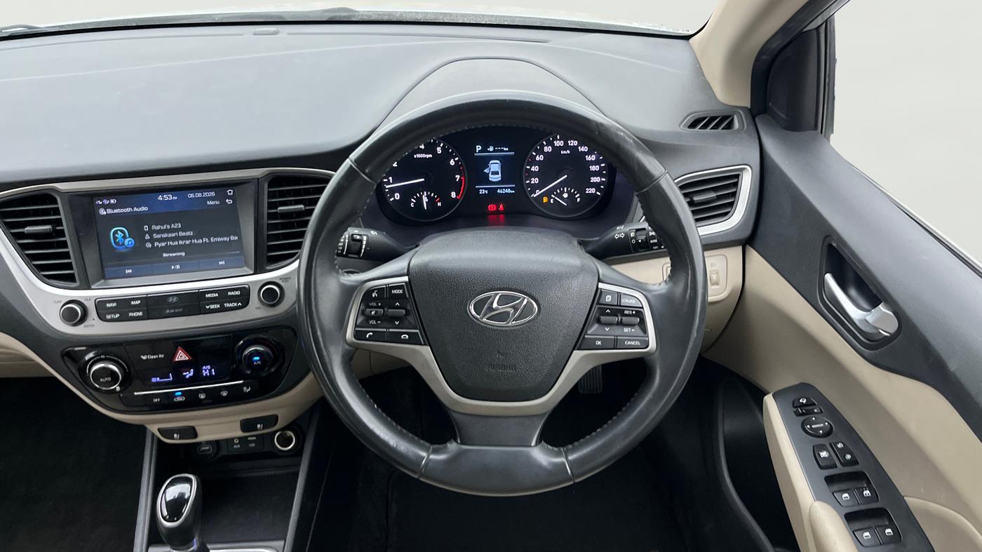 2018 Hyundai Verna 1.6 VTVT SX (O) AT, Petrol, Automatic, 46,247 km, Steering Wheel Close Up