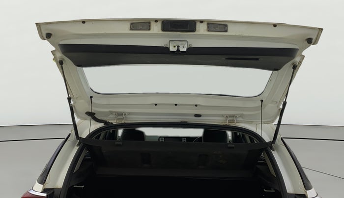 2021 KIA SONET HTX 1.5, Diesel, Manual, 89,397 km, Boot Door Open