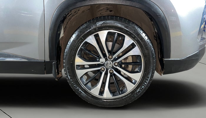 2021 MG HECTOR SHARP HYBRID 1.5 PETROL, Petrol, Manual, 30,783 km, Right Front Wheel