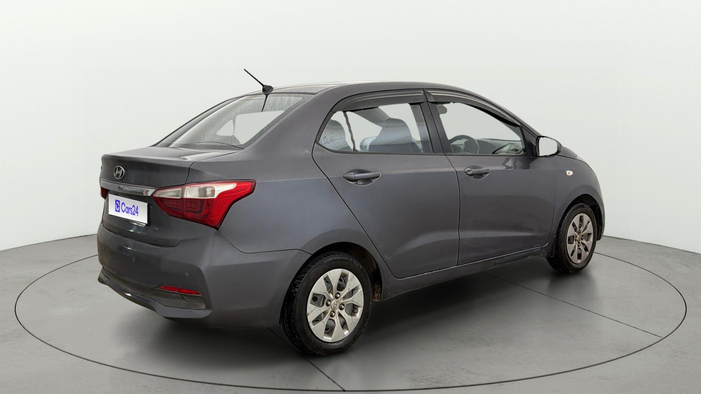 2018 Hyundai Xcent E+, CNG, Manual, 72,436 km, Right Back Diagonal
