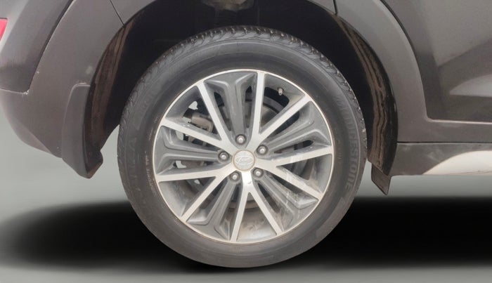 2019 Hyundai Tucson GLS 2WD AT PETROL, Petrol, Automatic, 78,894 km, Right Rear Wheel