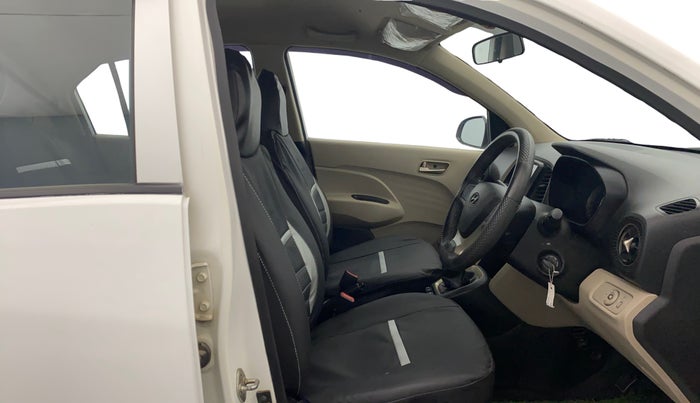 2019 Hyundai NEW SANTRO SPORTZ MT, Petrol, Manual, 1,17,470 km, Right Side Front Door Cabin