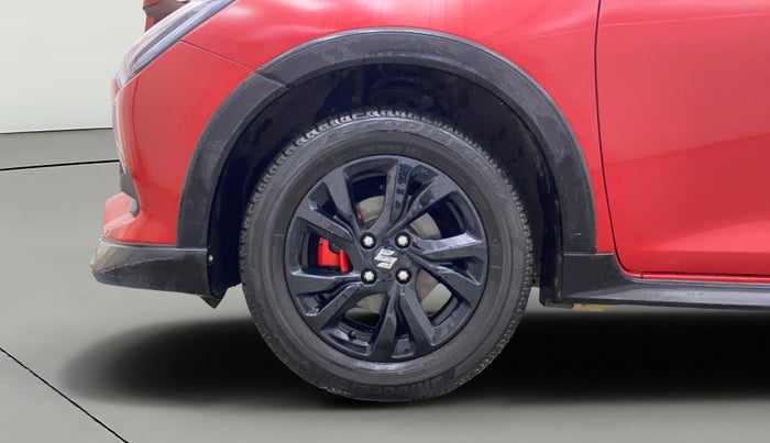 2025 Maruti Swift ZXi AMT, Petrol, Automatic, 10,229 km, Left Front Wheel