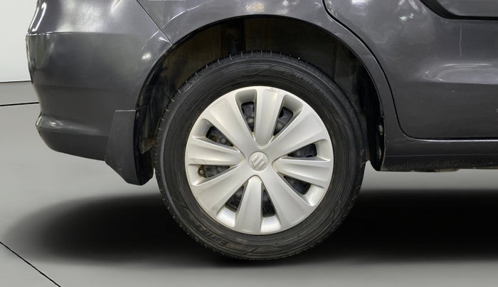 2015 Maruti Ertiga VDI SHVS, Diesel, Manual, 94,919 km, Right Rear Wheel