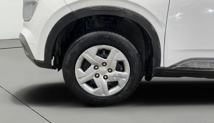 2021 Hyundai VENUE S 1.2, Petrol, Manual, 36,784 km, Left Front Wheel