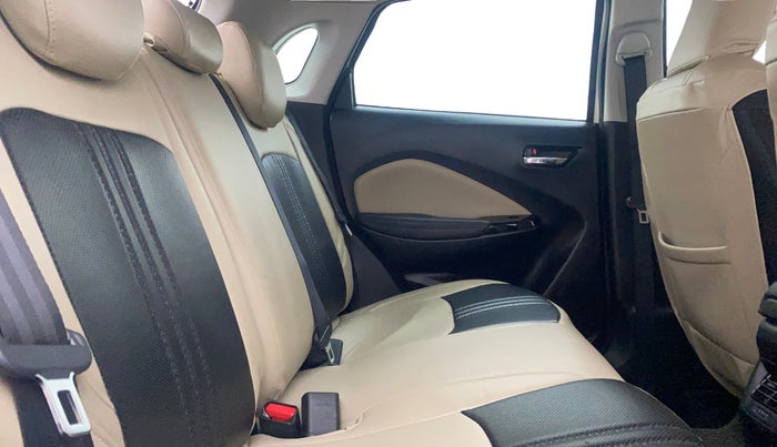 2023 Toyota Glanza V AMT, Petrol, Automatic, 30,032 km, Right Side Rear Door Cabin