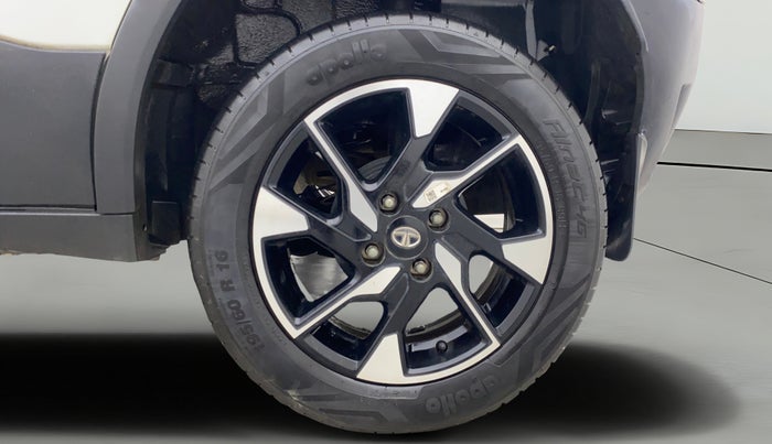2023 Tata PUNCH CREATIVE AMT 1.2 RTN DUAL TONE, Petrol, Automatic, 20,197 km, Left Rear Wheel
