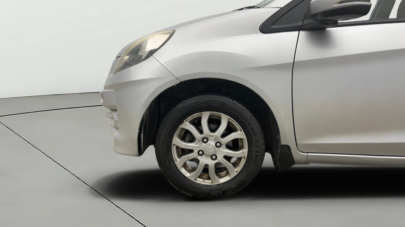 2015 Honda Amaze 1.2L I-VTEC VX AT, Petrol, Automatic, 69,941 km, Left Front Wheel