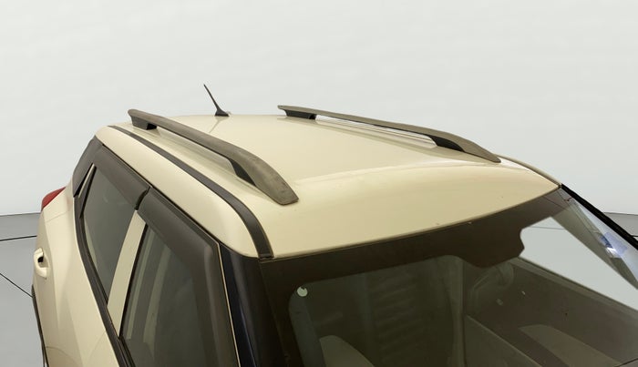 2020 Mahindra XUV300 W4 1.2 PETROL, Petrol, Manual, 61,281 km, Roof