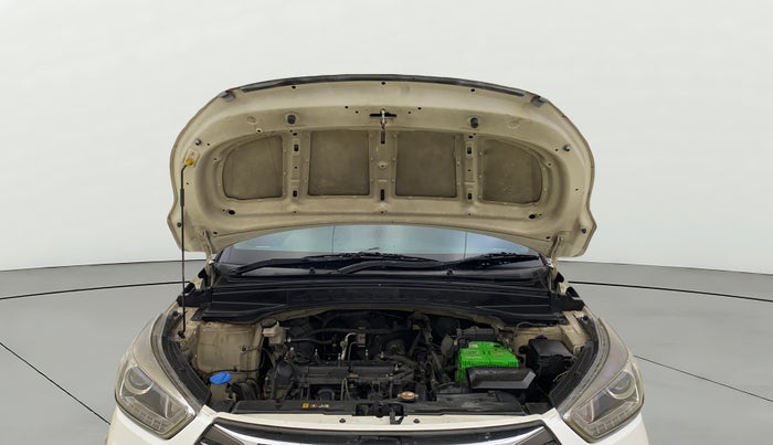 2016 Hyundai Creta SX PLUS 1.6 PETROL, Petrol, Manual, 63,797 km, Open Bonet