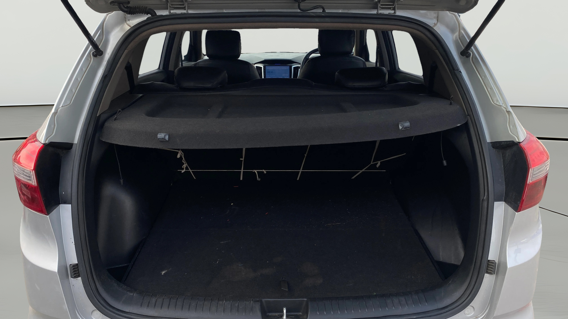 2016 Hyundai Creta  SX 1.6 Petrol , Petrol, Manual, 10,618 km, Boot Open Zoomed View