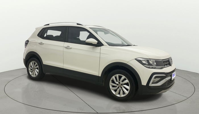 2025 Volkswagen TAIGUN Highline Plus 1.0 TSI AT, Petrol, Automatic, 9,799 km, Right Front Diagonal