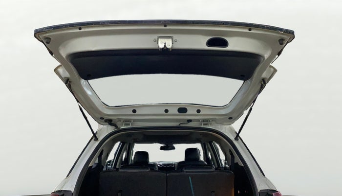 2022 Hyundai ALCAZAR PRESTIGE 2.0 MT 7STR, Petrol, Manual, 26,698 km, Boot Door Open