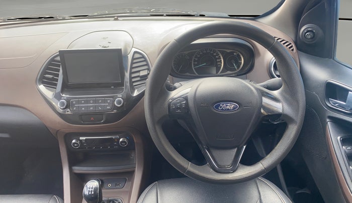 2018 Ford FREESTYLE TITANIUM 1.2 PETROL, Petrol, Manual, 68,864 km, Steering Wheel Close Up