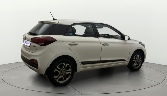 2018 Hyundai Elite i20 ASTA 1.4 CRDI (O), Diesel, Manual, 1,02,647 km, Right Back Diagonal