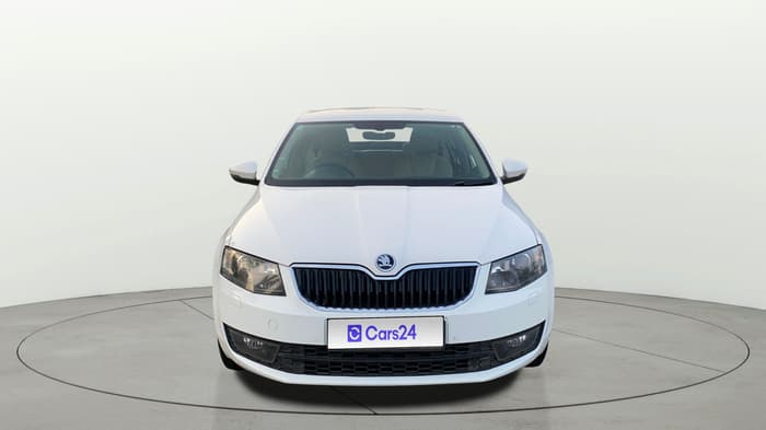 2017 Skoda Octavia STYLE PLUS AT 1.8 TSI, Petrol, Automatic, 49,954 km, Front