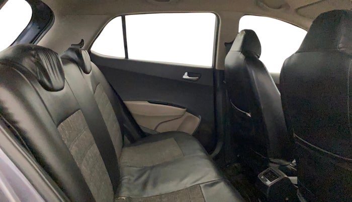 2015 Hyundai Grand i10 SPORTZ 1.2 KAPPA VTVT, Petrol, Manual, 87,281 km, Right Side Rear Door Cabin