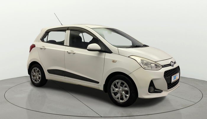 2017 Hyundai Grand i10 MAGNA AT 1.2 KAPPA VTVT, Petrol, Automatic, 98,325 km, Right Front Diagonal