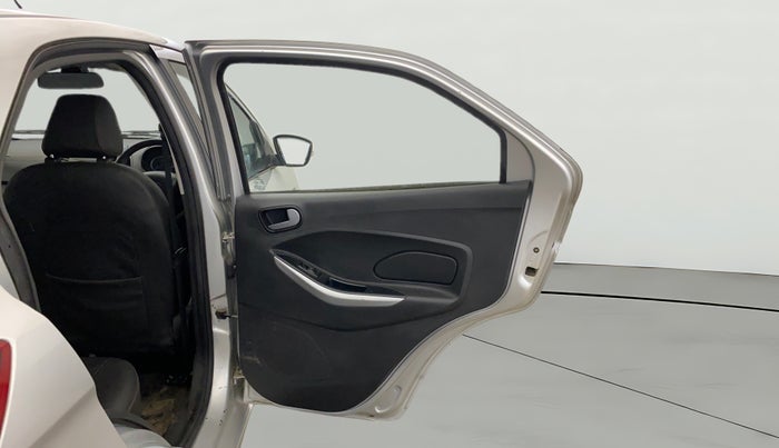 2018 Ford New Figo TREND 1.2 PETROL, CNG, Manual, 33,316 km, RHS Rear Door