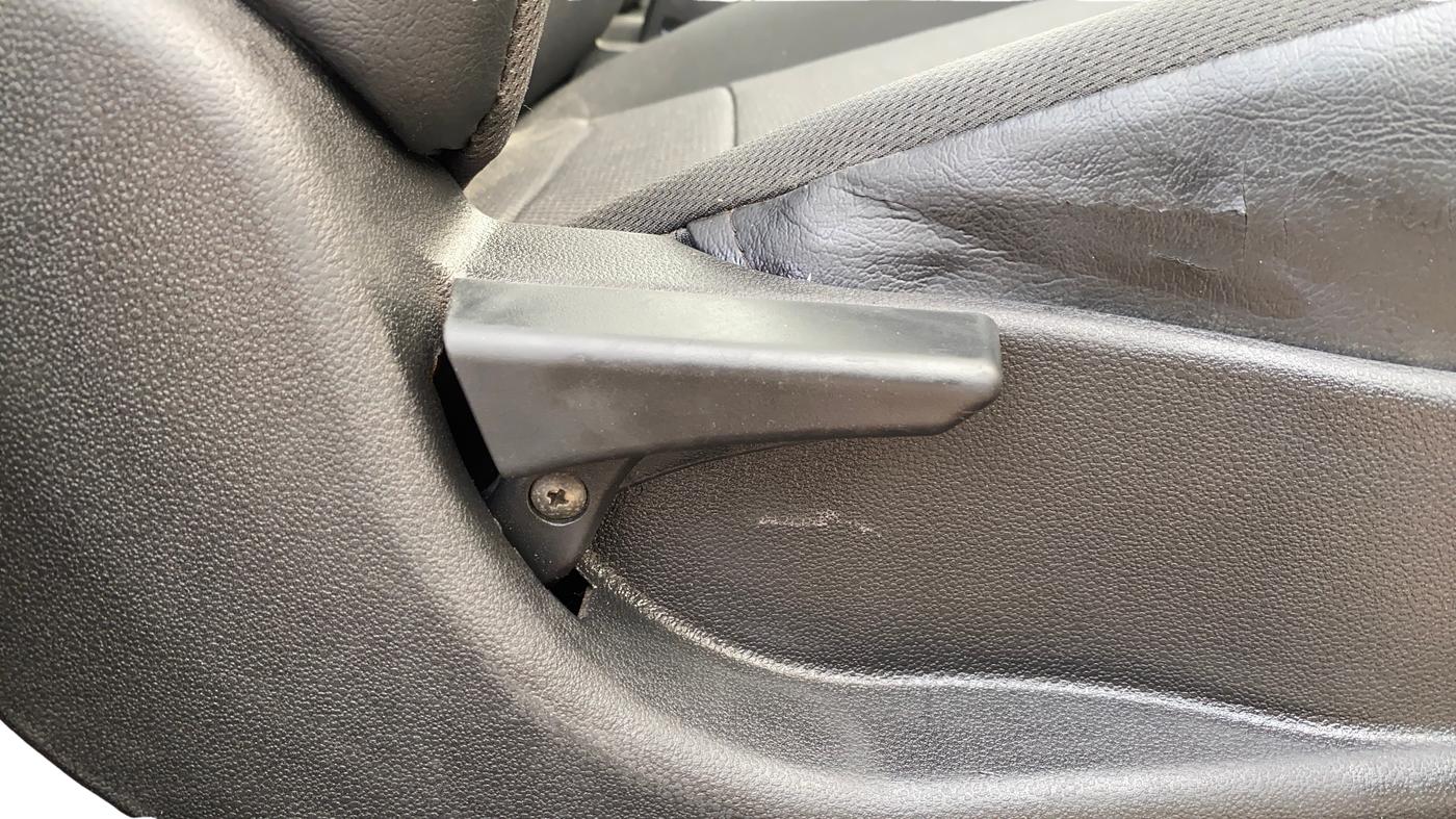 2018 Tata Tiago XT PETROL, Petrol, Manual, 75,335 km, Third Seat Row ( optional )