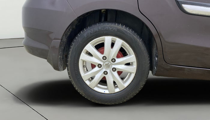 2018 Maruti Ertiga VDI SHVS, Diesel, Manual, 70,624 km, Right Rear Wheel