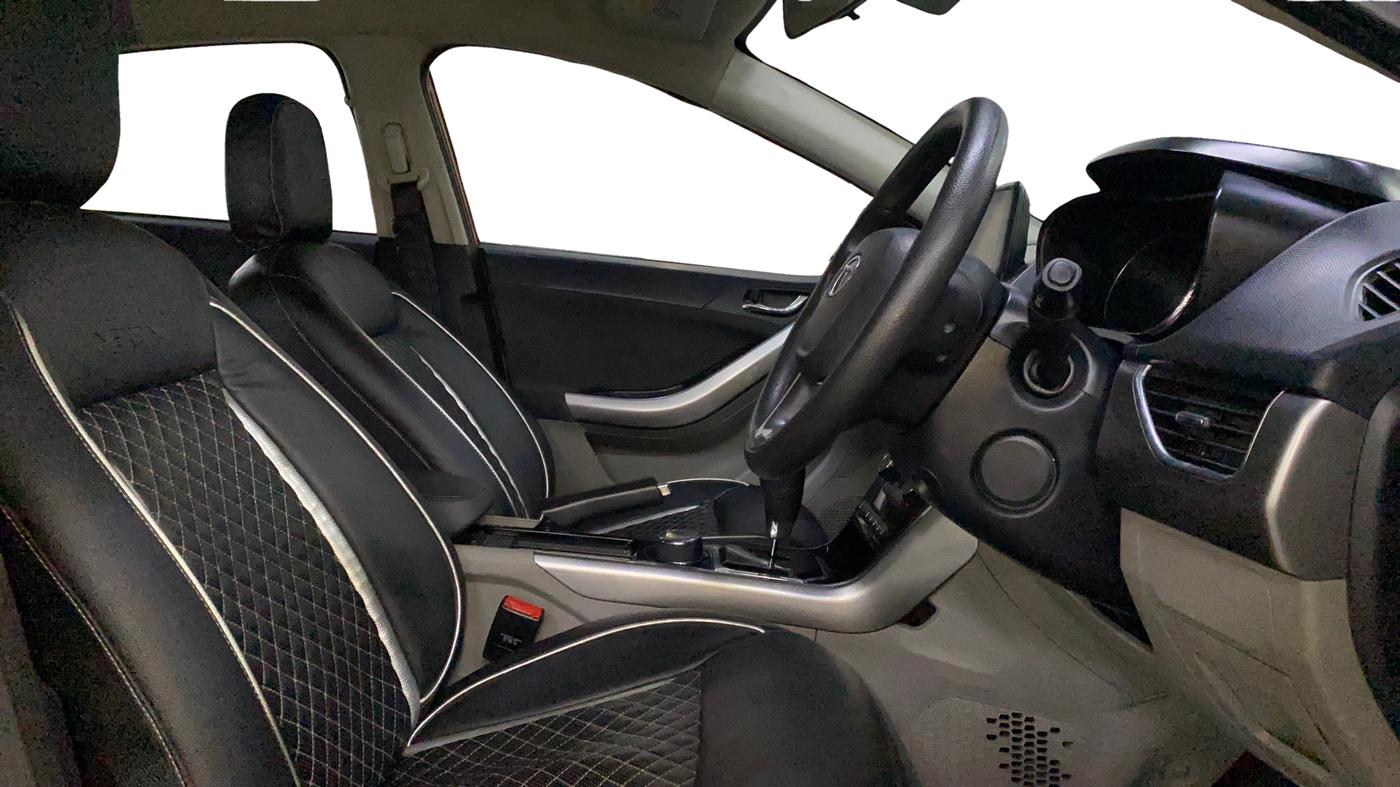 2018 Tata NEXON XZA PLUS PETROL DUAL TONE, Petrol, Automatic, 81,203 km, Right Side Front Door Cabin
