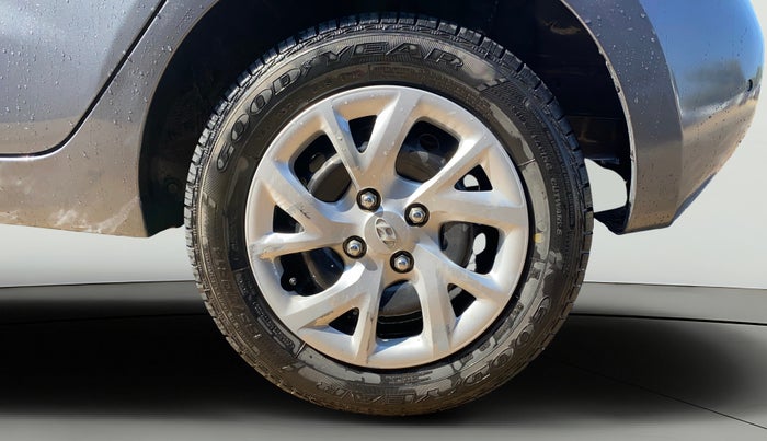 2017 Hyundai Grand i10 SPORTZ 1.2 KAPPA VTVT, Petrol, Manual, 69,687 km, Left Rear Wheel