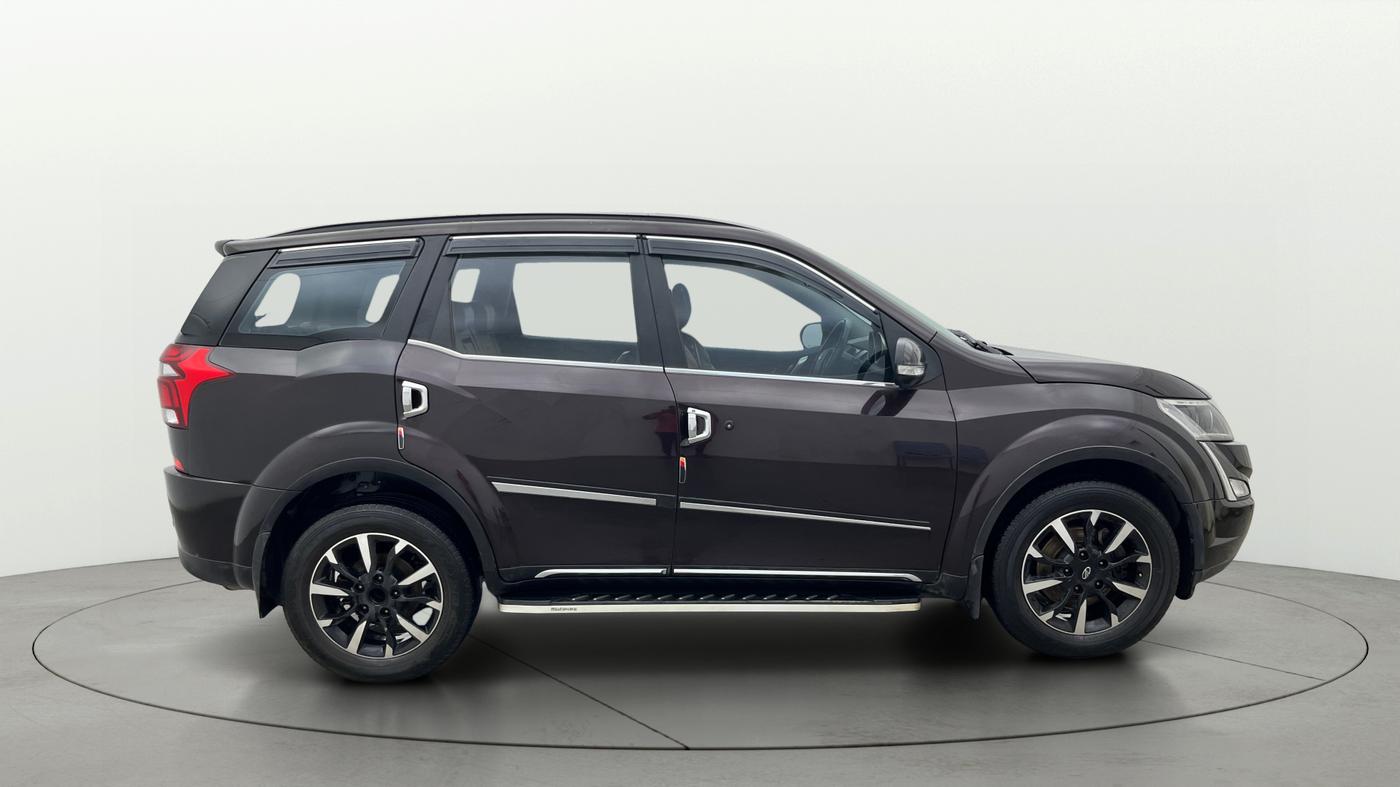 2019 Mahindra XUV500 W11, Diesel, Manual, 58,142 km, Right Side View
